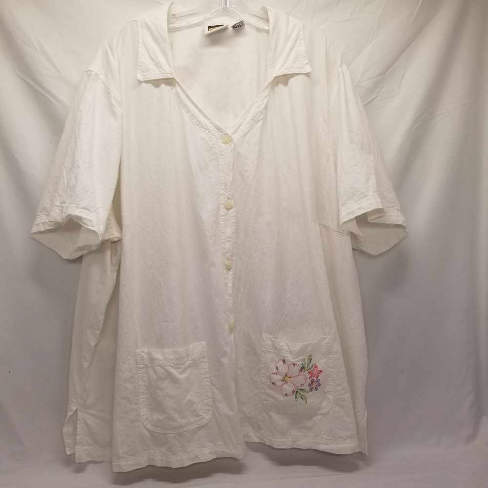 C.S.T. Sport Womans Size 5X Blouse White Embroidery Button Down Short Sleeve